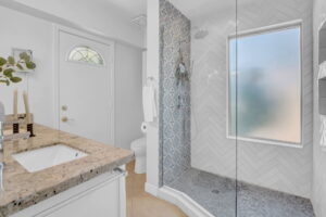 20 web or mls 9240 n 32nd pl 20