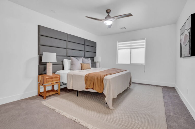 20 web or mls 8740 e monte vista rd 20