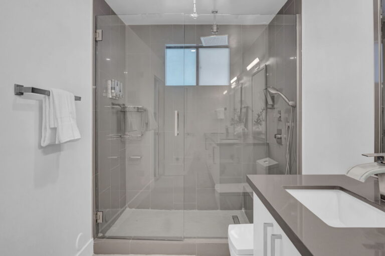 23 web or mls 8740 e monte vista rd 23