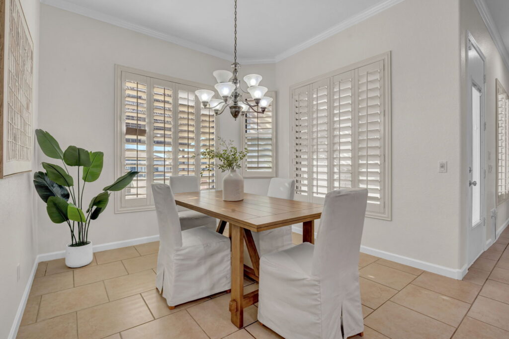 Featured Listings dining room