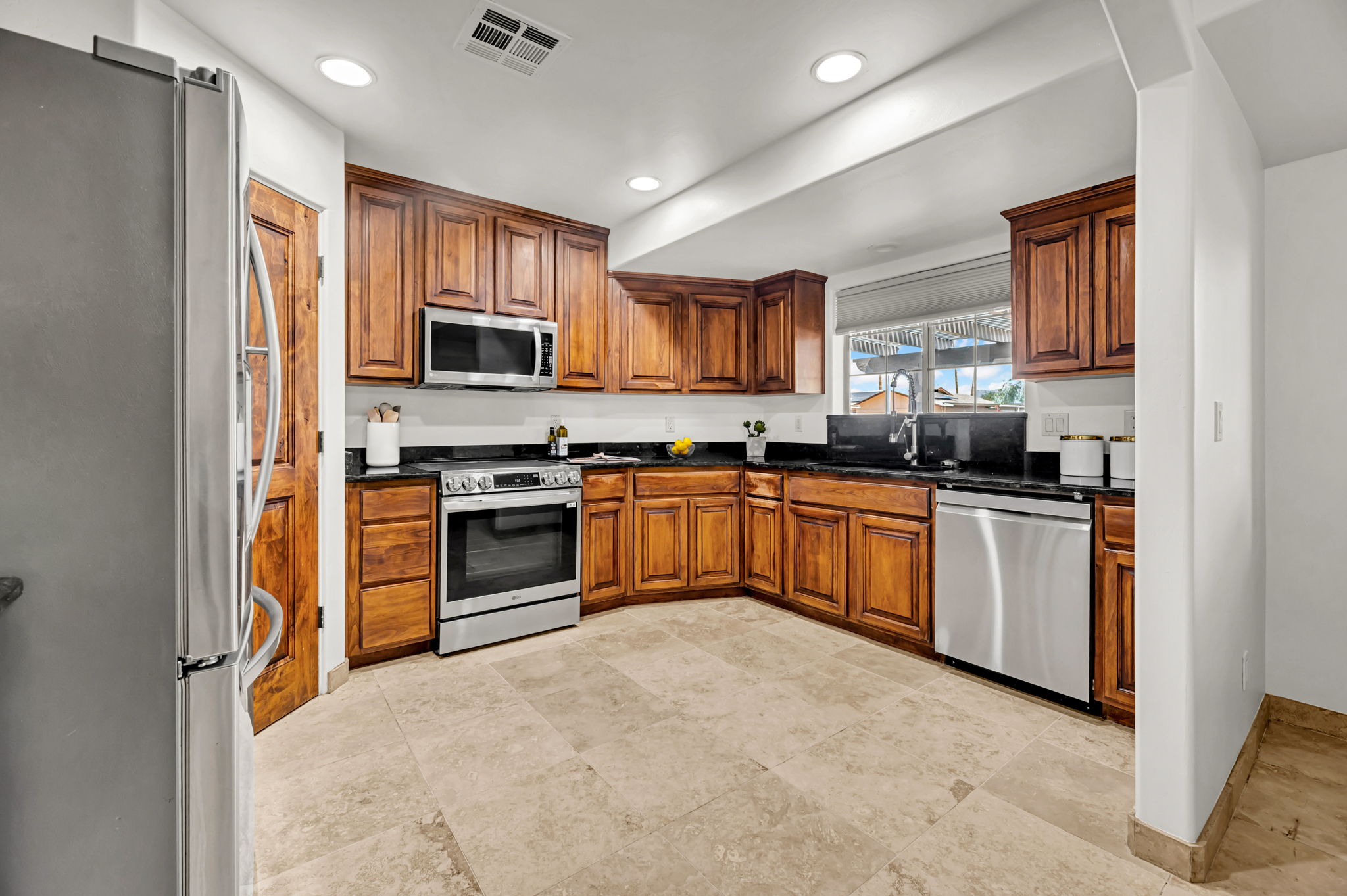 13810 N 57th St, Scottsdale, AZ 85254 Property Photo 8